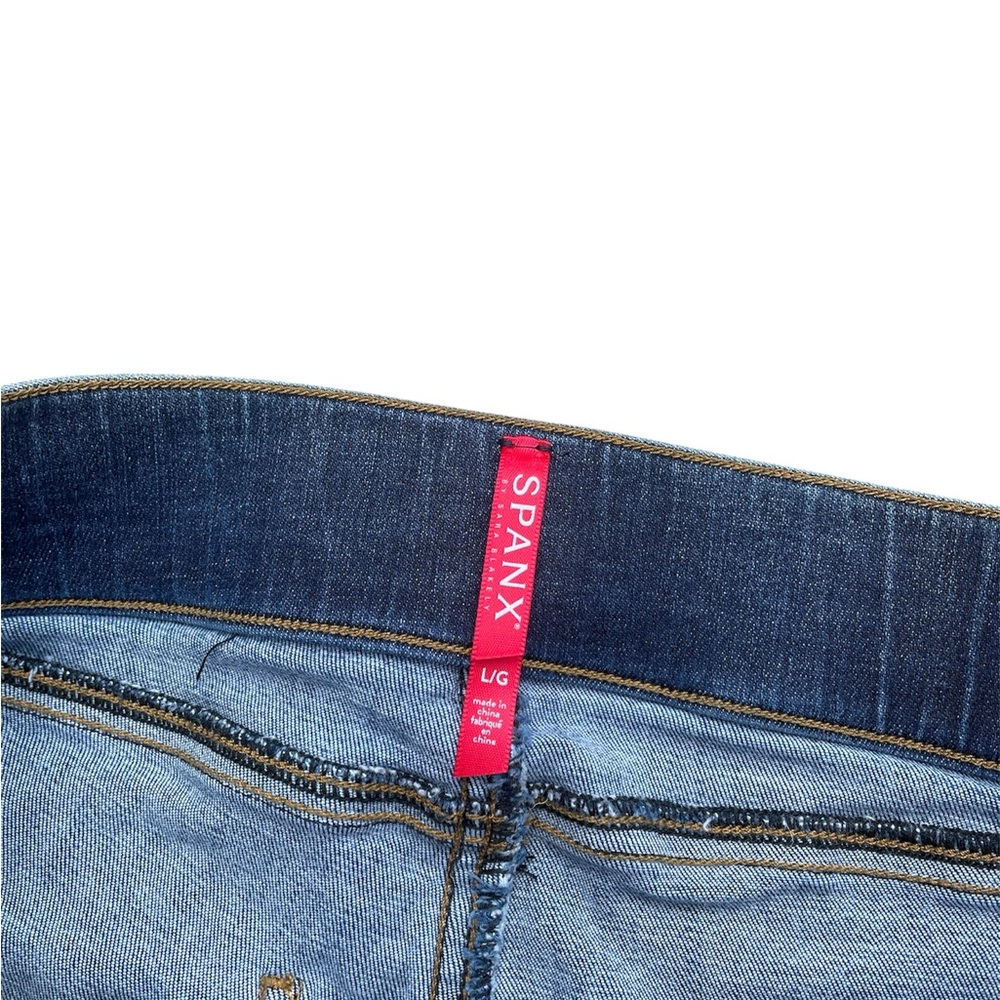 SPANX Distressed Skinny Jeans #20203R - Picture 6 of 6